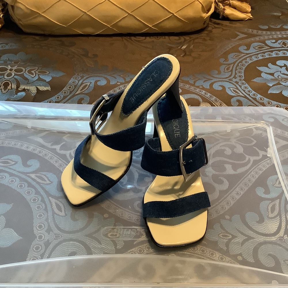 Denim ClassiQue sandals